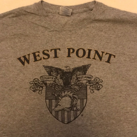 West Point Graphic tee - Medium - Picture 2 of 2